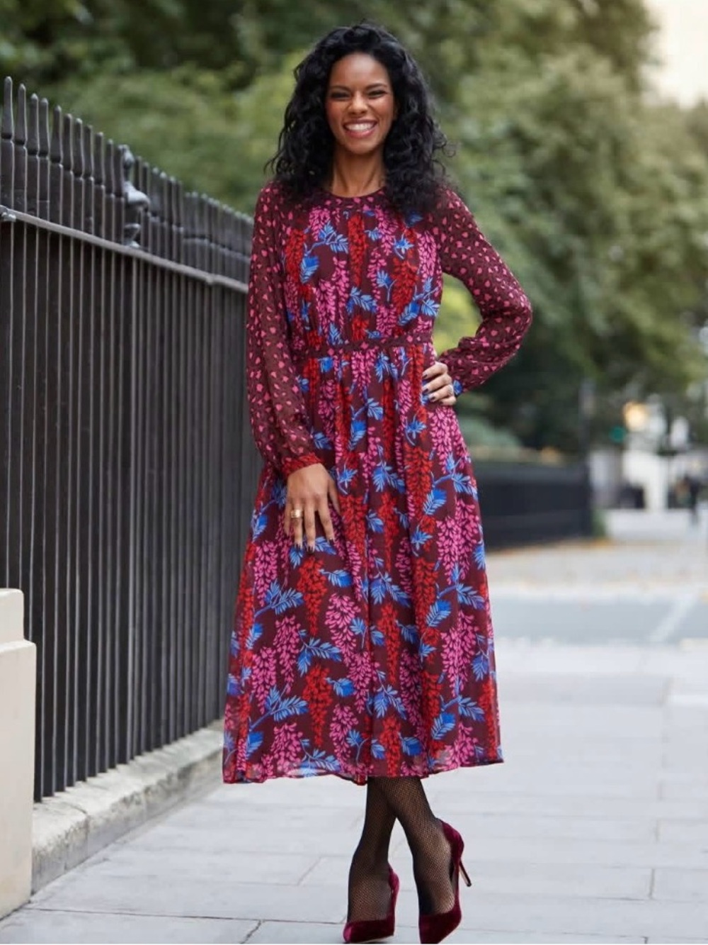 Boden Erica chiffon midi dress Floral Long-Sleeve Midi Dress in Burgundy